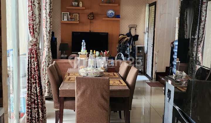 Beautiful and Ready-to-Occupy House in a Cluster at Metland Menteng, Cakung 2