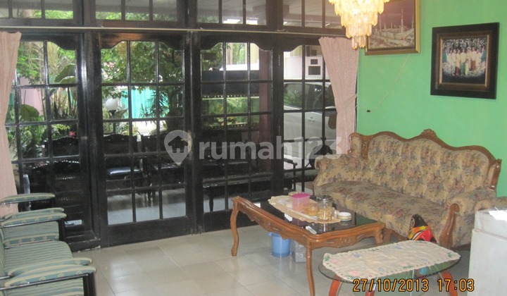 Rumah Komersial Cocok untuk Usaha Strategis di Jalan Raya Penggilingan 2