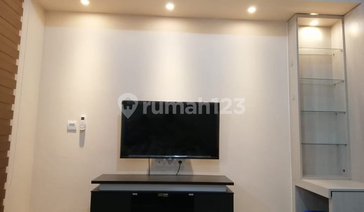 Apt Studio Furnish Vasanta Inopark, Gandamekar, Cikarang, Bekasi 2