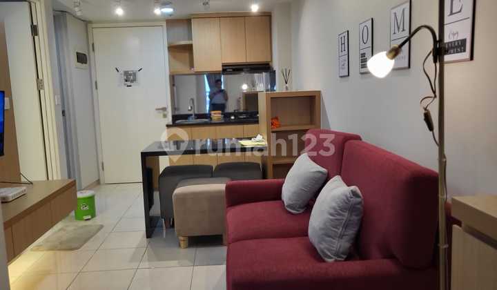 Apartemen Full Furnished Springlake - Dekat Mall Summarecon! 2