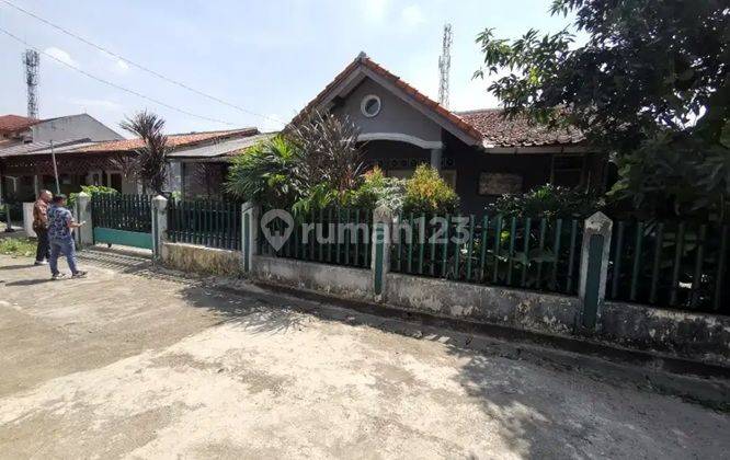 Rumah Apa adanya dekat Pondok Indah Termurah 4 Kamar Bebas Banjir