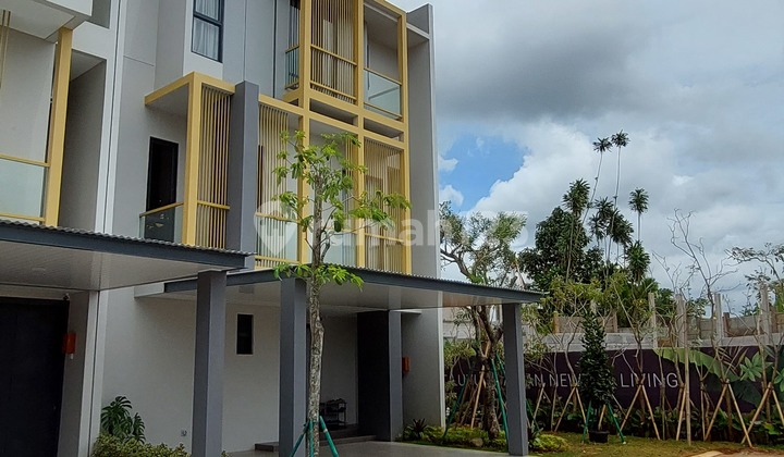 Rumah Mewah EONNA 3 Lantai di BSD Rumah Mewah EONNA 3 Lantai di BSD