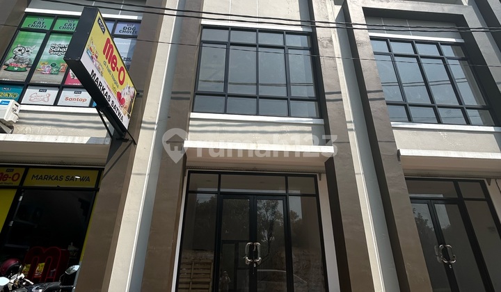 Affordable Crystal Shop Rental with Big Profit on Main Road Affordable Crystal Shop Rental with Big Profit on Main Road