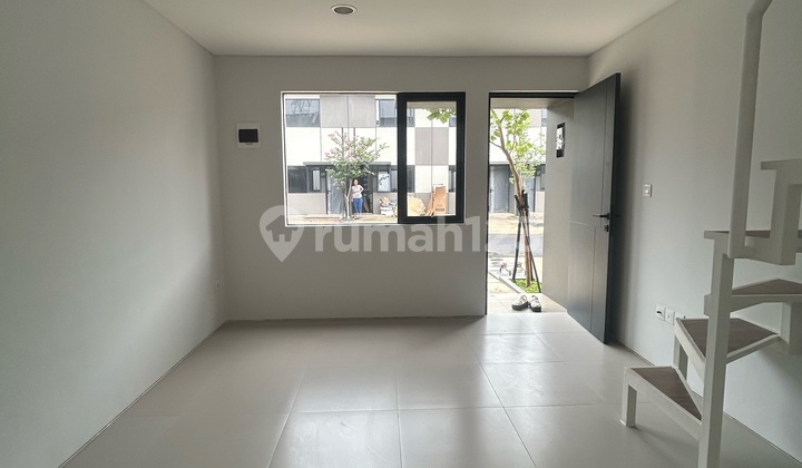 Rumah Sewa + Ac Xyz Trail Park Serpong Rumah Sewa + Ac Xyz Trail Park Serpong