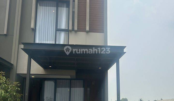 Summarecon Tangerang Rumah Mewah 2 Lantai Depan Pintu Tol Bitung 1