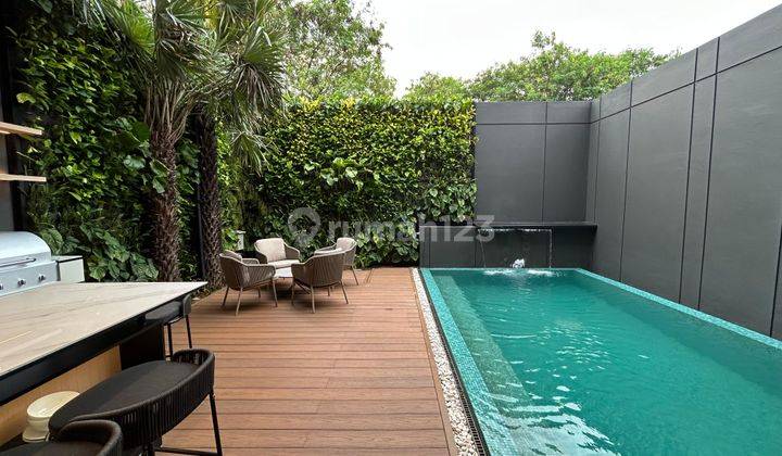 backyard rumah mewah premium di central