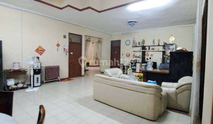 Rumah di Puncak Permai Surabaya Turun Harga 2