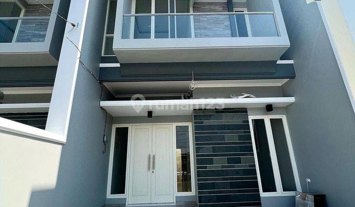 Rumah Baru Gress di Manyar Surabaya Murah  1