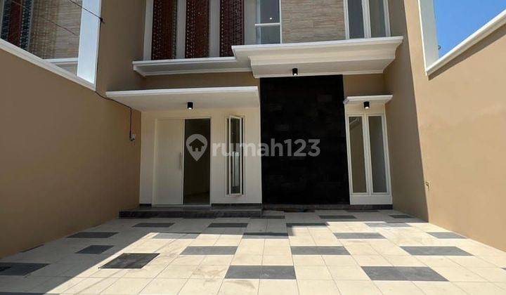 Rumah di Manyar Tirtomoyo Surabaya Timur dekat ITS 1