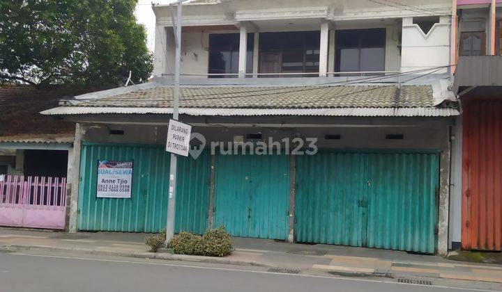 Rumah Usaha di Surabaya Kota 0jalan Raya  1