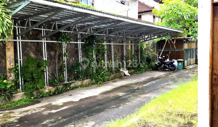 Dijual Rumah 2 Lantai 3 Kamar Strategis Dekat ke Pantai Kuta 2