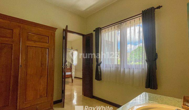 Dijual Villa Klasik Semi Bali 3 Kamar di Batu Belig, Seminyak 2