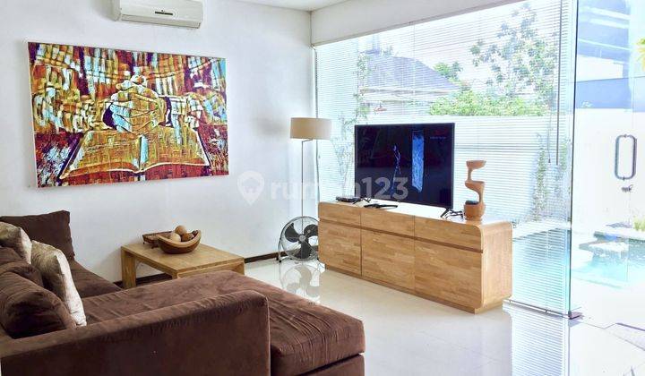 Modern Fully Furnished Villa di Berawa, Canggu 1