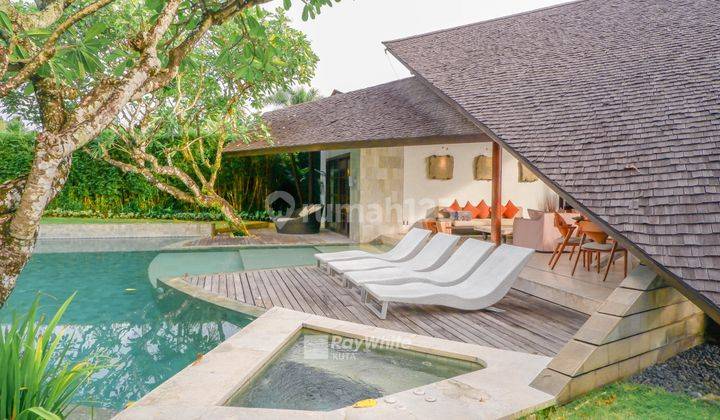 Dijual Hak Sewa 35 Tahun Luxurious Villa di Petitenget, Seminyak 6