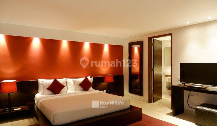 Dijual Hak Sewa 35 Tahun Luxurious Villa di Petitenget, Seminyak 14
