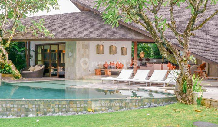 Dijual Hak Sewa 35 Tahun Luxurious Villa di Petitenget, Seminyak 17
