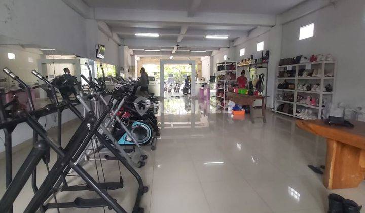Dijual Ruko 4 Lantai Bonus Rumah Full Furnished di Gianyar 2