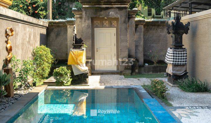 Disewakan Villa 3 Kamar Akses Jalan Kaki Ke Pantai Double Six  15