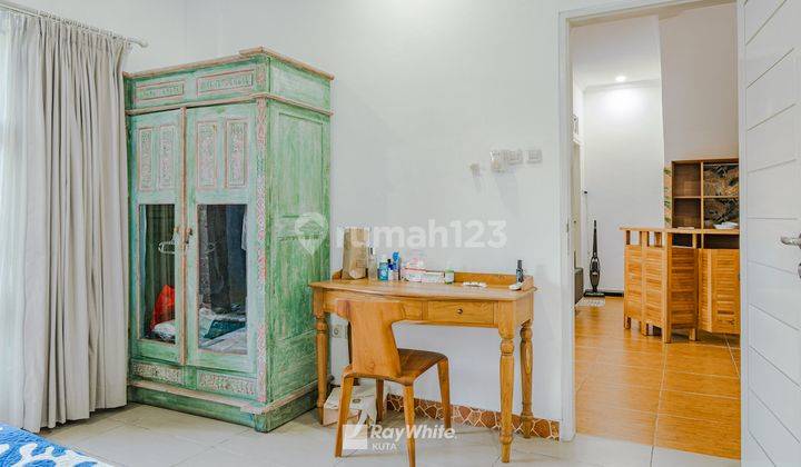 Disewakan Villa 3 Kamar Akses Jalan Kaki Ke Pantai Double Six  18