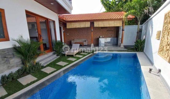 Furnished 3 Bedroom Sea View Villa for sale in Benoa, Nusa Dua 1