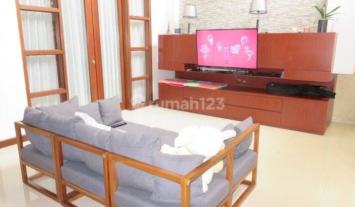 Dijual Rumah 3 Lantai Dengan Office Dan Basement di Seminyak 1