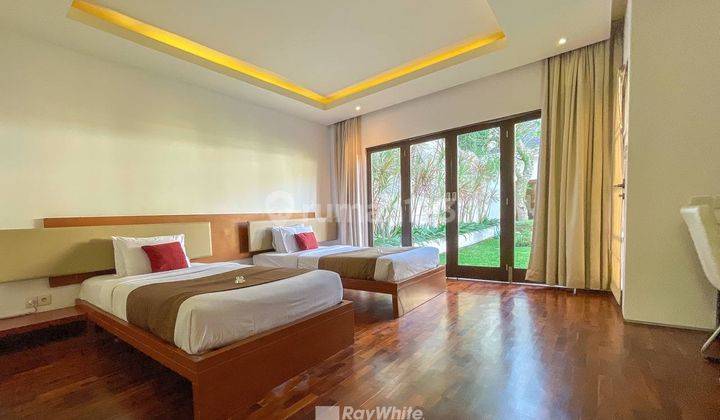 Dijual Villa 2 Kamar Furnished Dekat Pantai Batu Belig, Seminyak 1