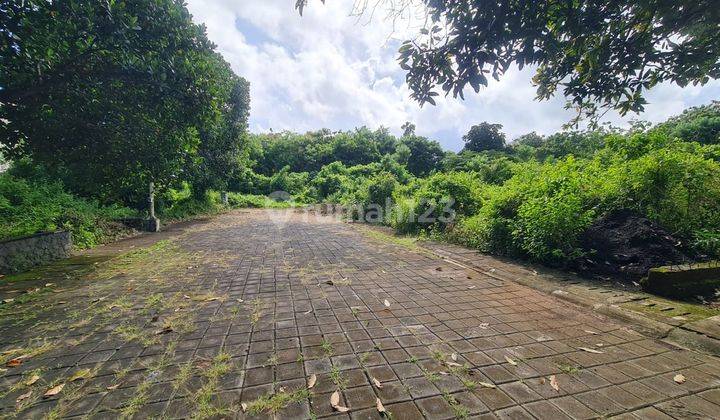 Quick sale of 11 acre plot of land in Jimbaran, Badung 1