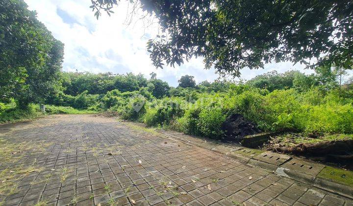 Quick sale of 11 acre plot of land in Jimbaran, Badung 2