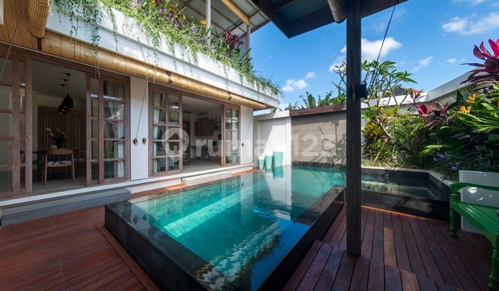 Dijual Hak Sewa Villa Eksklusif 3BR di Legian, Dekat ke Pantai