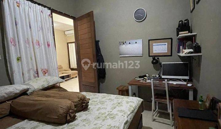 Dijual Rumah Bagus Furnished di Taman Giri Mumbul, Badung 2