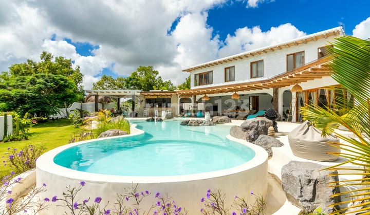 For Sale Brand New Premium Ocean View Villa Close to Bingin Beach