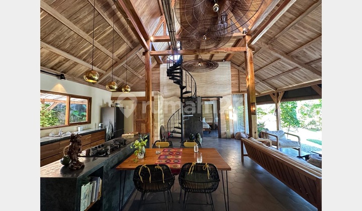 For Sale House with Tropical Ethnic Style Near Balangan Beach