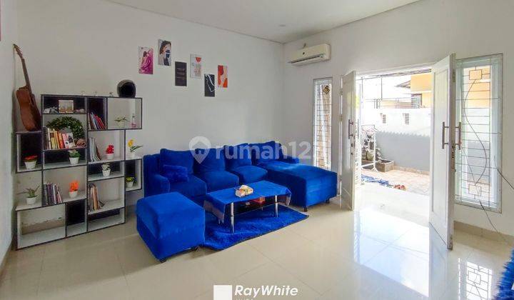 Dijual Rumah Furnished Baru Renovasi Dalam Komplek Taman Giri 1