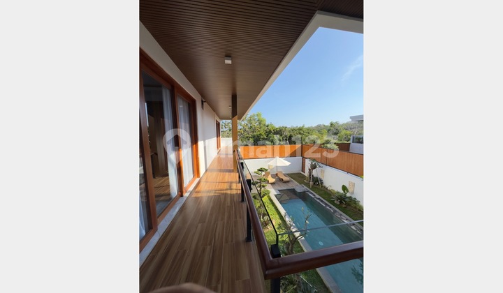 Dijual Villa Baru 4BR Ocean View Strategis di Nusa Dua