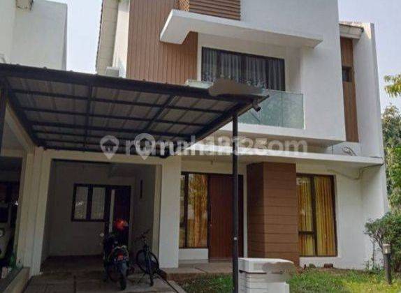 Di jual Rumah 2 Lantai Bagus SHM 1