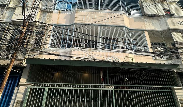 Dijual Cepat Rumah 3 Lantai Jelambar Jakarta Barat Dijual Cepat Rumah 3 Lantai Jelambar Jakarta Barat