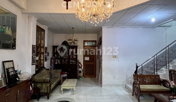 Rumah 2 Lantai Strategis Area Bebas Banjir di Kelapa Gading S9218 2