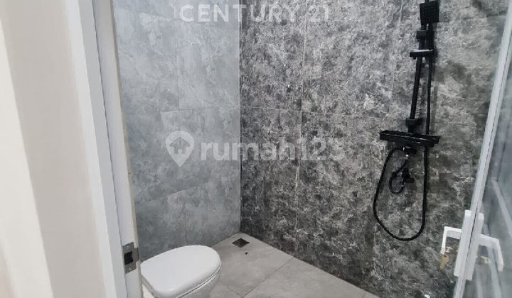 Rumah 3 Lantai Siap Huni di Graha Sunter Pratama S9504 2