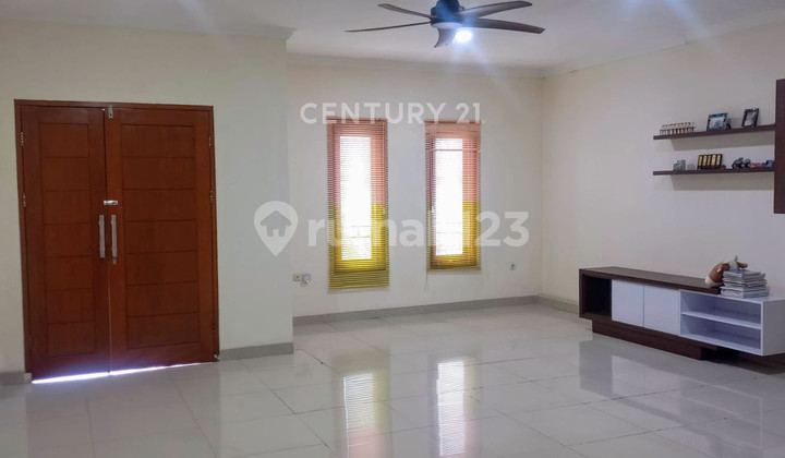 Rumah Tinggal Semi Furnished Dalam Komplek di Koja S8169 2