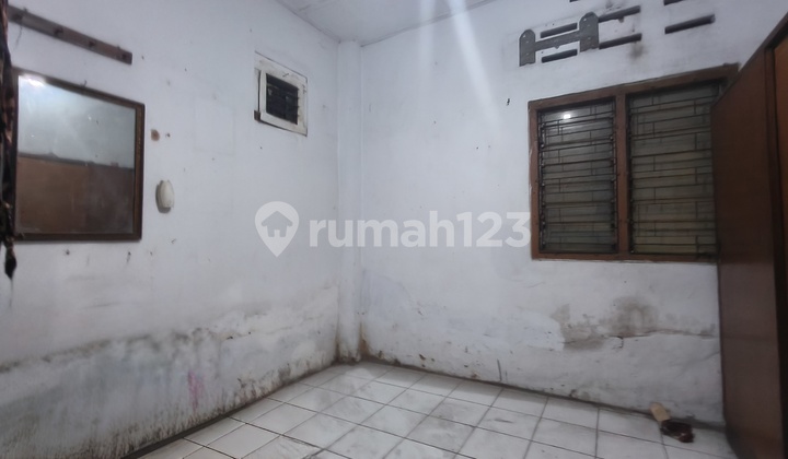 Rumah Lingkungan  Nyaman  Lokasi Strategis Di Rawamangun S8833 2
