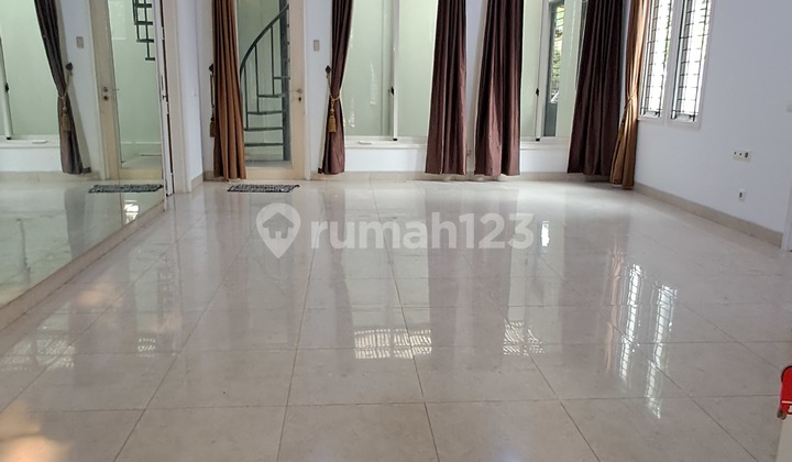 Rumah 2 Lantai Hoek Dalam Cluster , Phg, Gading Serpong S8749