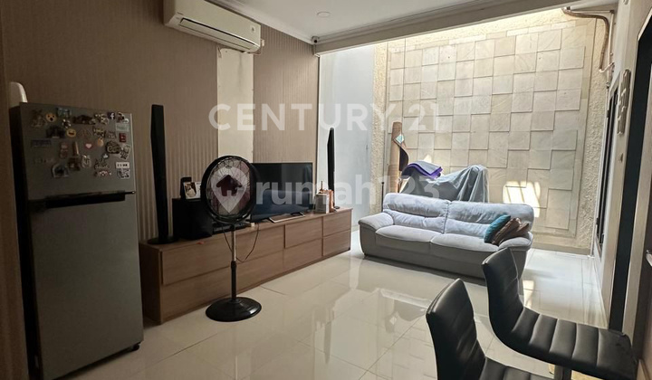 Rumah 2 Lantai Dekat TMII Di Jatimakmur Pondok Gede S8904 Rumah 2 Lantai Dekat TMII Di Jatimakmur Pondok Gede S8904