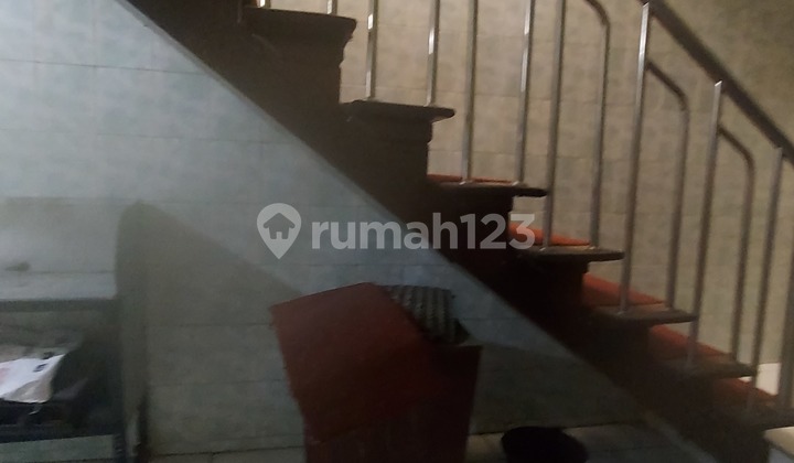 Rumah Kost 2 Lt Kamar 8 Jakarta Pusat Bonus Apt. Green Bay 2  Kt  2