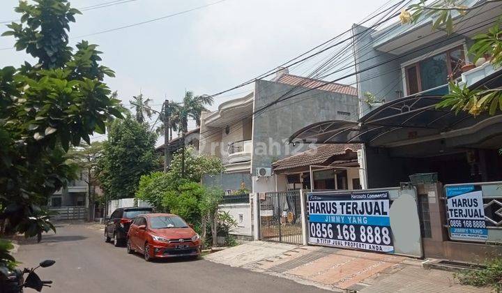 Rumah 2 Lantai Nyaman Dan Strategis di Puri Indah, Jakarta Barat 2