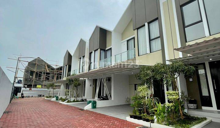 Rumah Baru   Modern Tropis Di Cilangkap Cipayung Jakarta Timur. 2