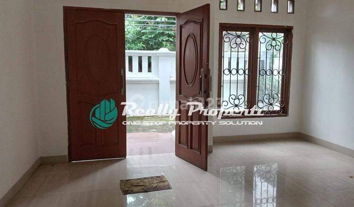 Rumah Sangat Strategis di Jatiwaringin Bekasi Kota 4