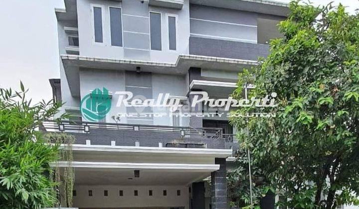 Rumah Hook 3 Lantai  di Pekayon Jaya  Bekasi Selatan 1