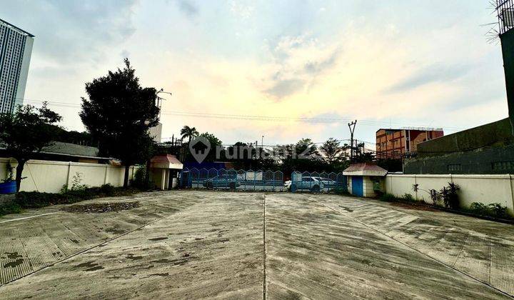 Restoran atau Bangunan Kokoh Terawat Jalan Utama Cikarang 200 Meter Pintu Tol Cikarang 2