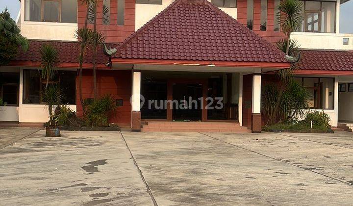 Restoran atau Bangunan Kokoh Terawat Jalan Utama Cikarang 200 Meter Pintu Tol Cikarang 1