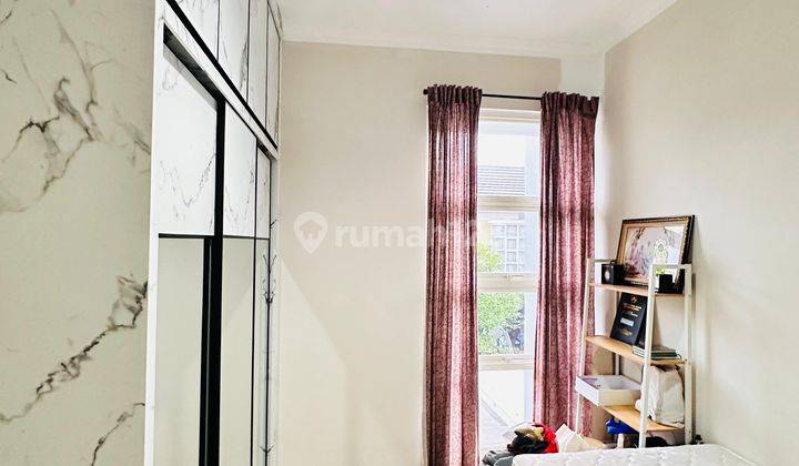 Dijual Rumah Semi Furnished 3 Kamar Tidur Siap Huni Dalam Cluster, Grand Wisata 2